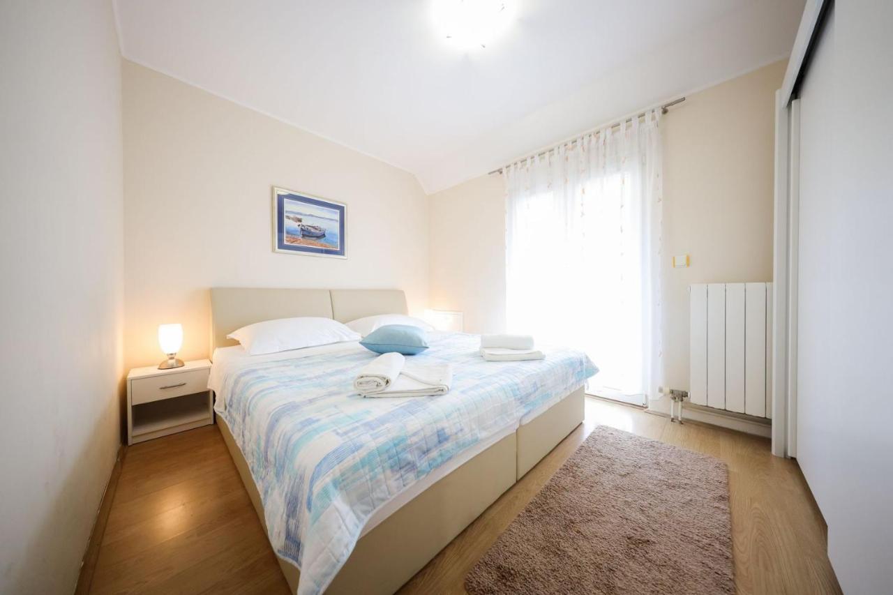 Apartments Mira Zadar Exterior photo